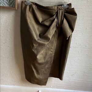 Womens Midi size 6 Copper Gold Faux Leather Wrap Skirt with Bow Accent
